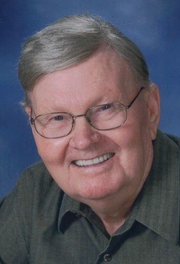 Lowell Dwain Holm 1932-2021